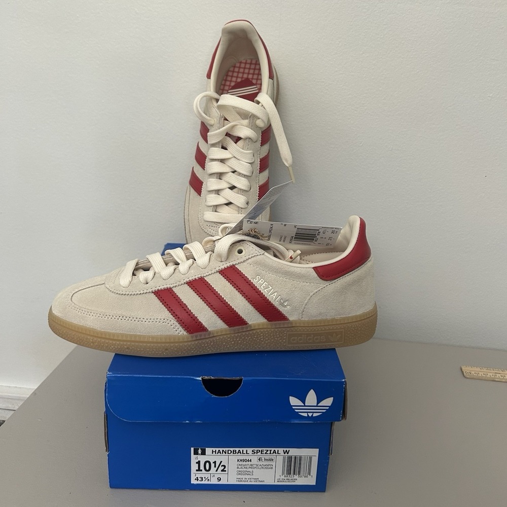 Adidas Handball Spezial Valentine's Day Women's Size 10.5 Brand New